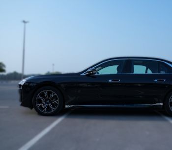 BMW 7 series side