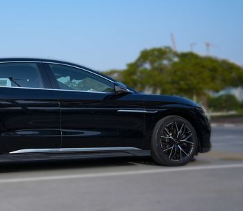 BYD side view